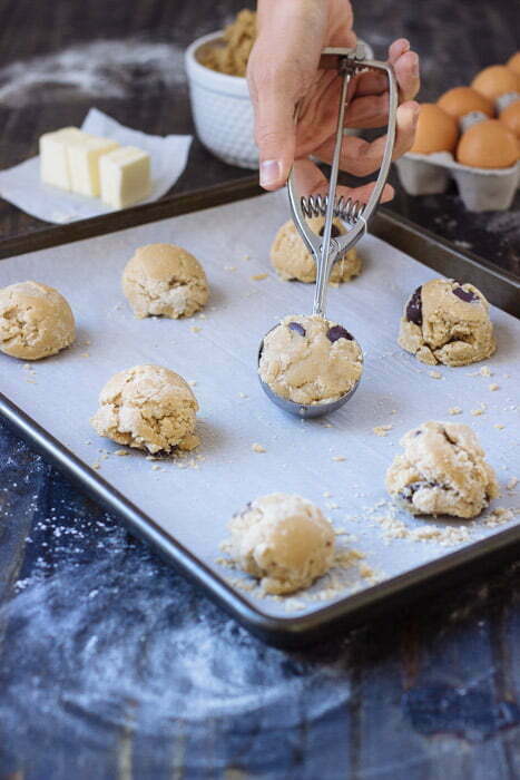 Easy Chocolate Chunk Cookies Recipe