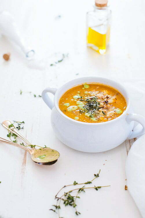 Roasted Cauliflower Soup with Tomatoes